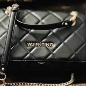MARIO VALENTINO Valentino Ocarina VBS3KK02 Quilted Shoulder Bag – Brand New